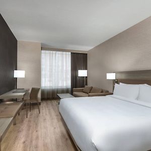 King Room Sofa Bed Hearing Accessible